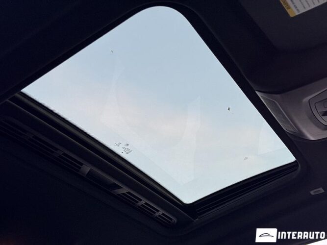 BMW X4 2.8i 46 interauto-car