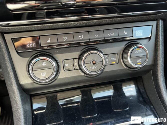 Skoda Superb 41 interauto-car