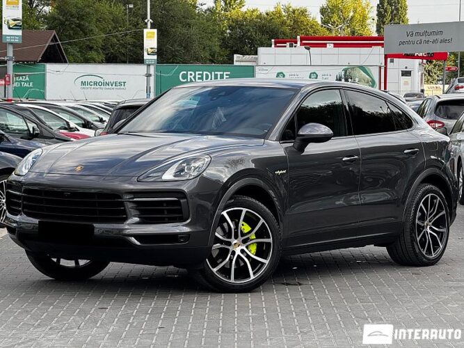 Porsche Cayenne S E-Hybrid Coupe 33 interauto-car