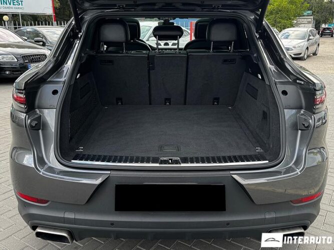 Porsche Cayenne S E-Hybrid Coupe 50 interauto-car