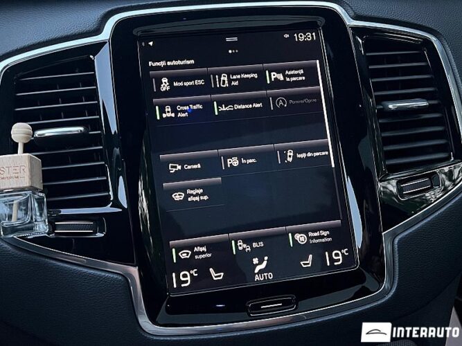 Volvo XC 90 48 interauto-car