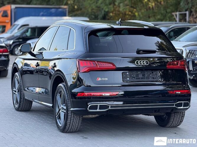 Audi SQ5 36 interauto-car