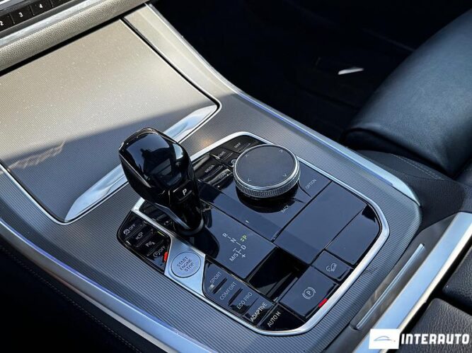 BMW X5 4.0i 47 interauto-car