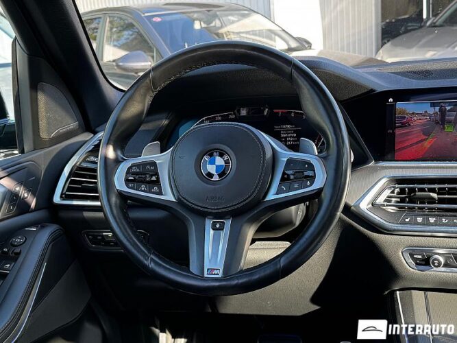 BMW X5 4.0i 45 interauto-car