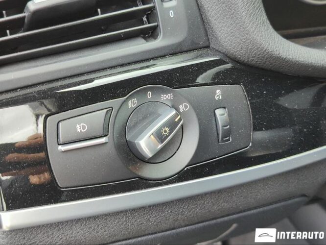 BMW X4 2.8i 46 interauto-car