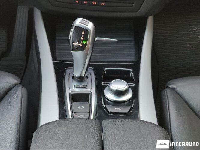 BMW X5 3.0D 42 interauto-car