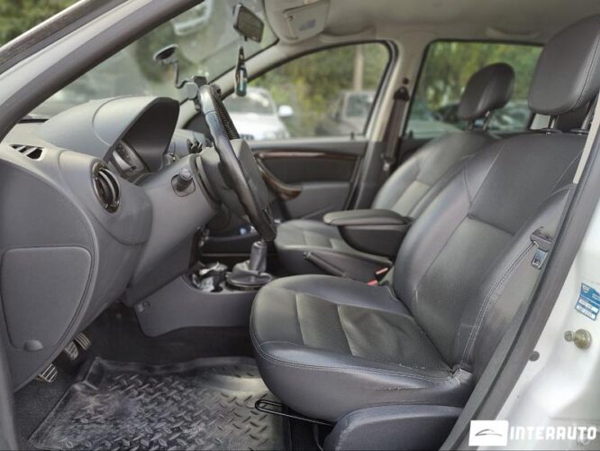 Dacia Duster 30 interauto-car