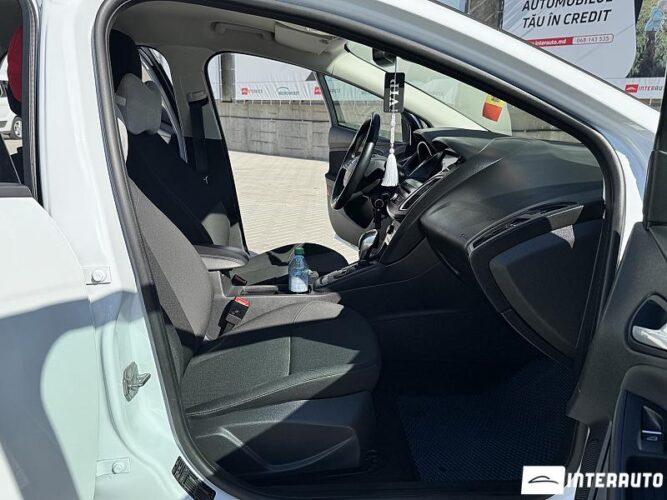 Ford Focus 45 interauto-car