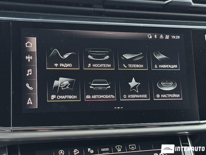 Audi Q7 48 interauto-car