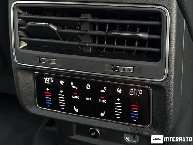 Audi Q7 52 interauto-car