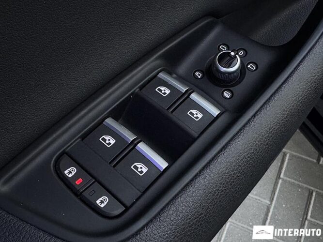 Audi Q7 58 interauto-car