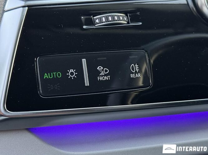 Audi Q7 59 interauto-car