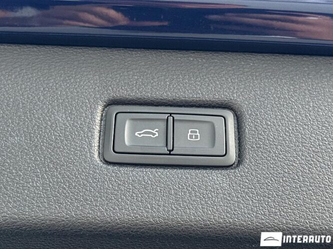 Audi Q7 64 interauto-car