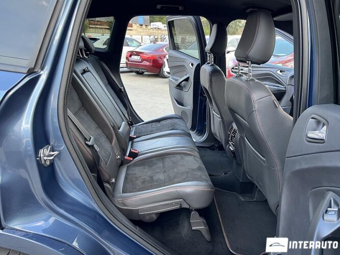 Ford Kuga 42 interauto-car