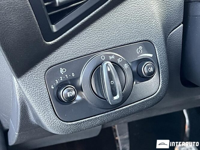 Ford Kuga 45 interauto-car