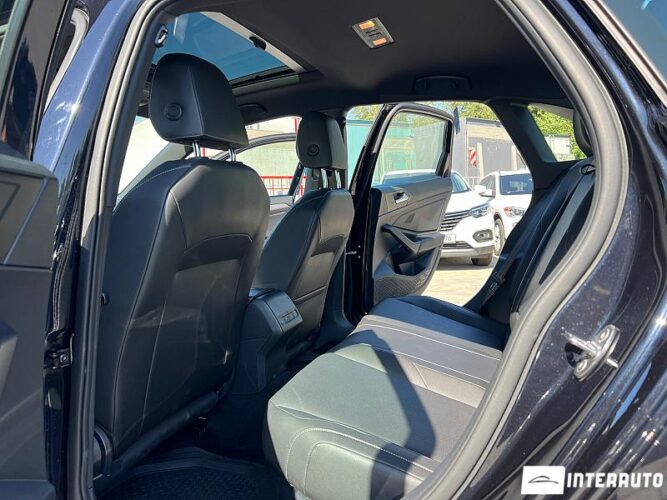 Volkswagen Jetta 35 interauto-car