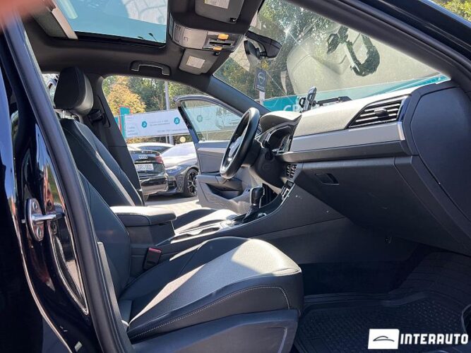 Volkswagen Jetta 36 interauto-car