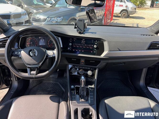 Volkswagen Jetta 38 interauto-car