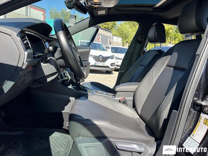 Volkswagen Jetta 34 interauto-car