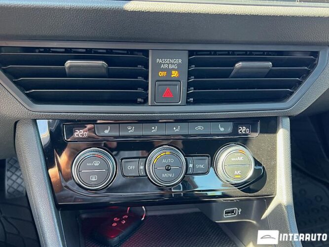 Volkswagen Jetta 42 interauto-car