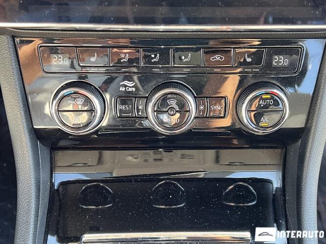 Skoda Superb 41 interauto-car