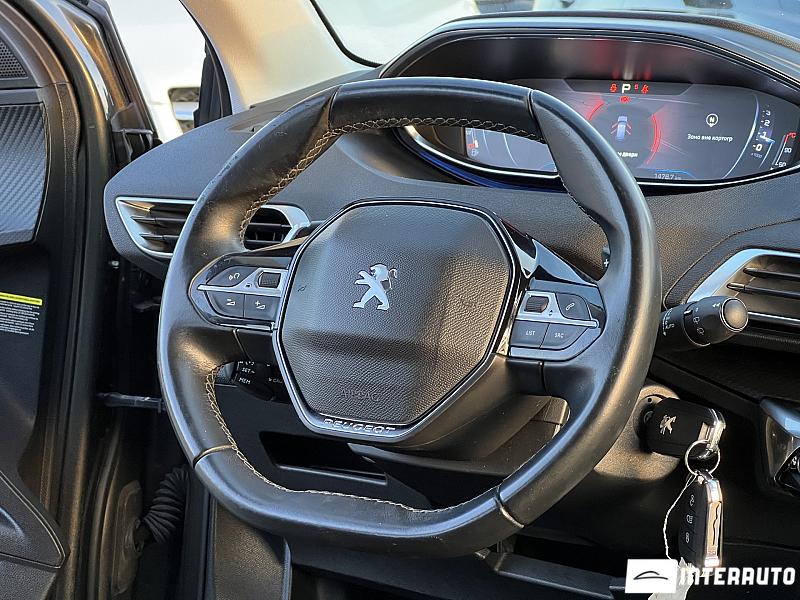 Peugeot 3008 17 automobil-interauto