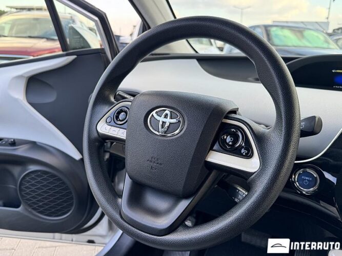 Toyota Prius 36 interauto-car