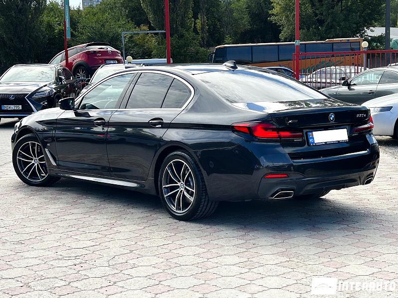 BMW 530e 13 automobil-interauto