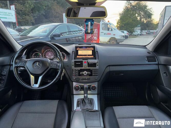 Mercedes C 200 38 interauto-car