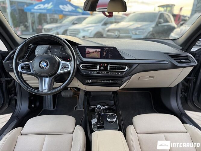 BMW 216d 36 interauto-car