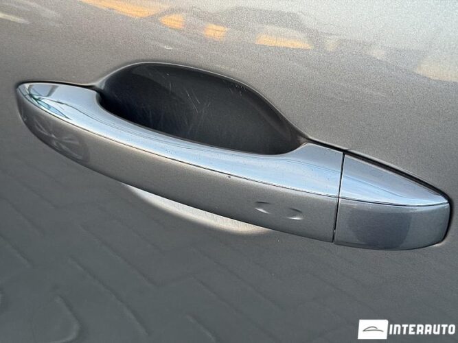 Renault Grand Scenic 47 interauto-car