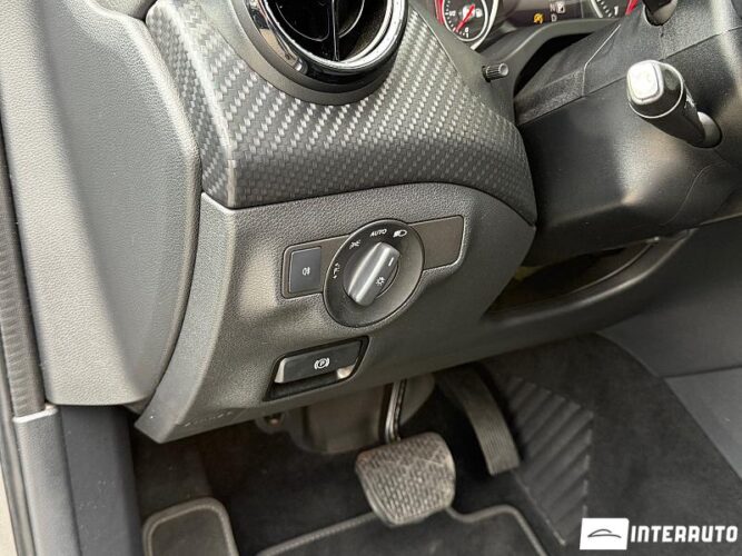 Mercedes GLA 200 33 interauto-car