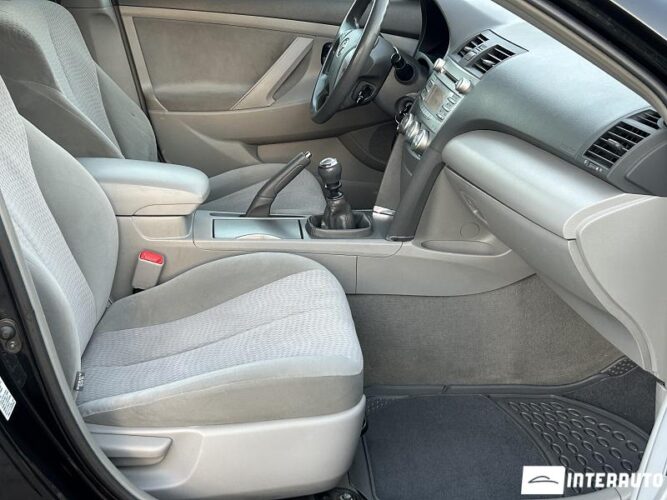 Toyota Camry 42 interauto-car