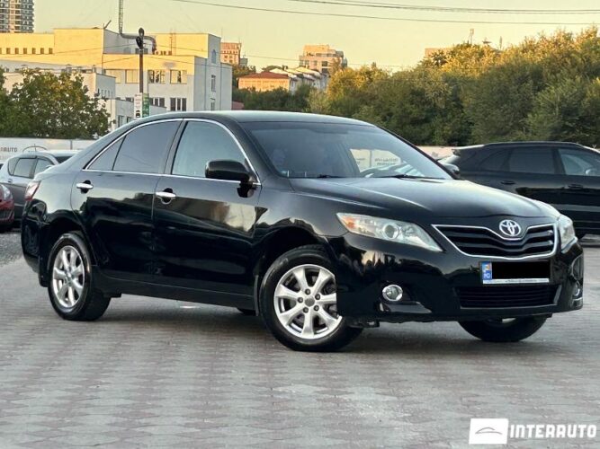 Toyota Camry 32 interauto-car