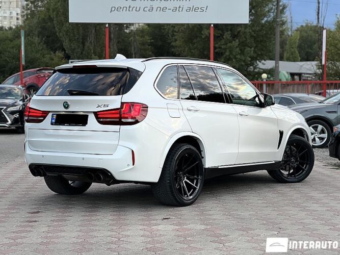 BMW X5 3.5i 39 interauto-car