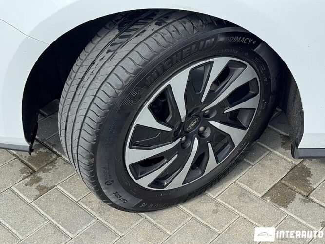 Ford Focus 48 interauto-car