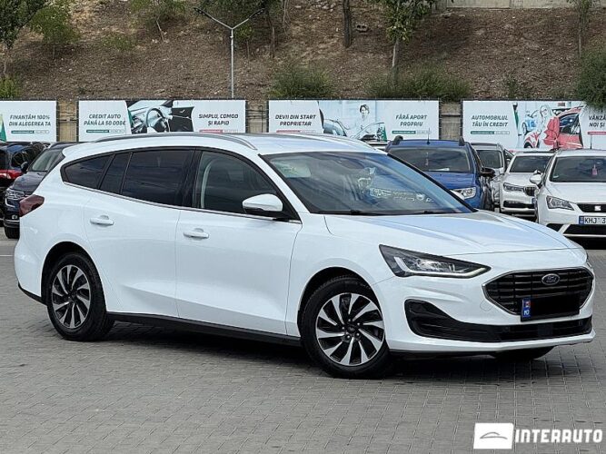 Ford Focus 32 interauto-car