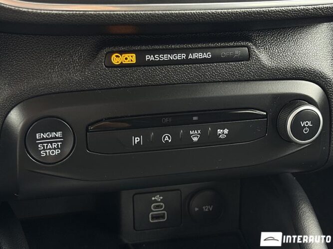 Ford Focus 42 interauto-car