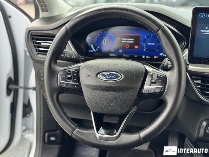 Ford Focus 38 interauto-car