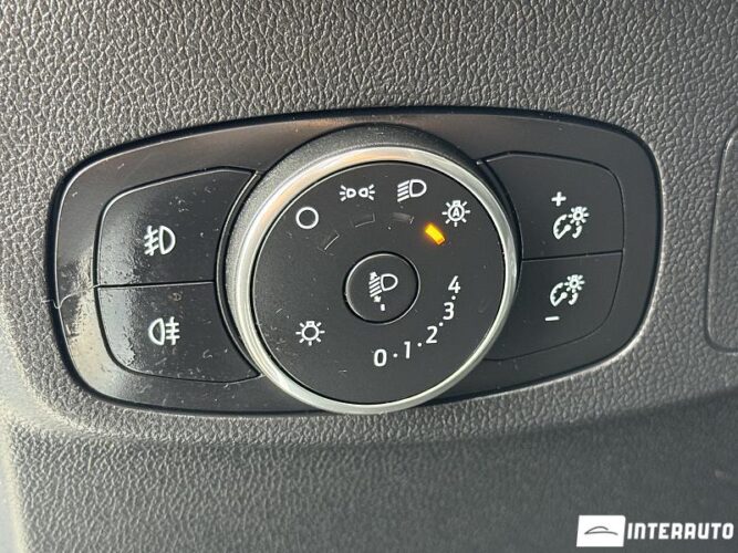 Ford Focus 49 interauto-car