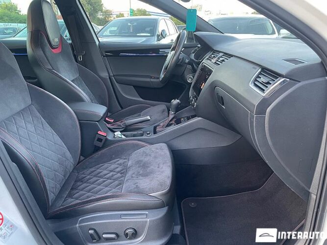 Skoda Octavia RS 52 interauto-car