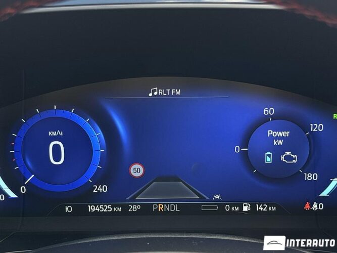 Ford Kuga 45 interauto-car