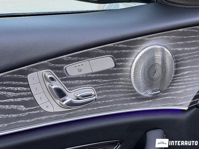 Mercedes E 350 54 interauto-car
