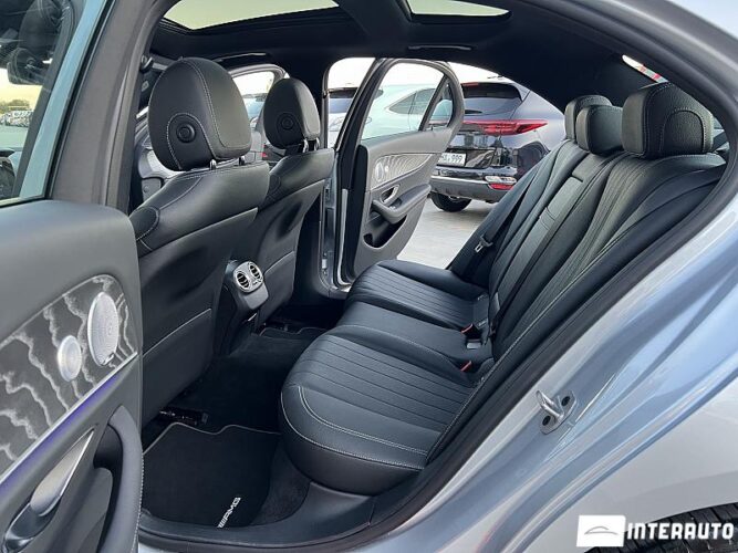 Mercedes E 350 47 interauto-car