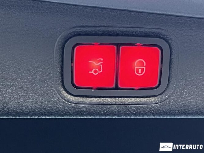 Mercedes E 350 57 interauto-car