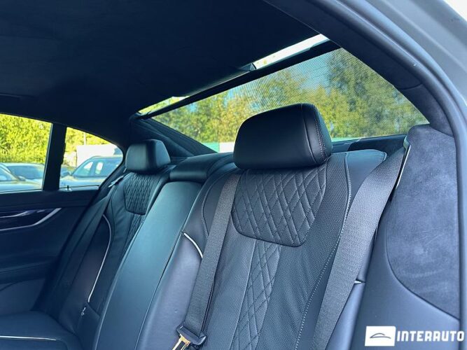 BMW 745e 68 interauto-car