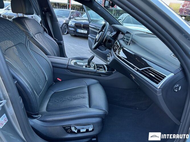 BMW 745e 46 interauto-car