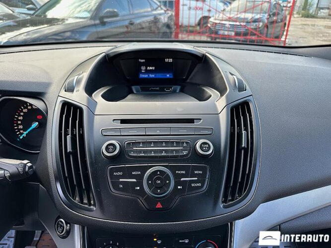 Ford Kuga 40 interauto-car