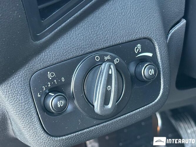 Ford Kuga 43 interauto-car