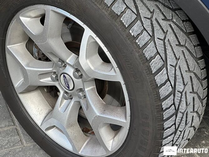 Ford Kuga 47 interauto-car